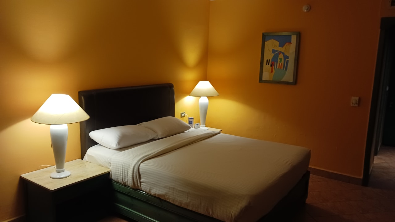 Zimmer Arabia Azur Resort