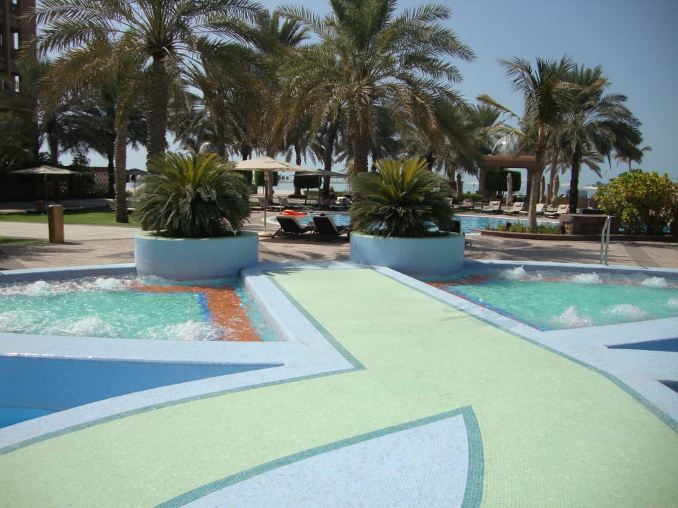 Pool Emirates Palace Mandarin Oriental