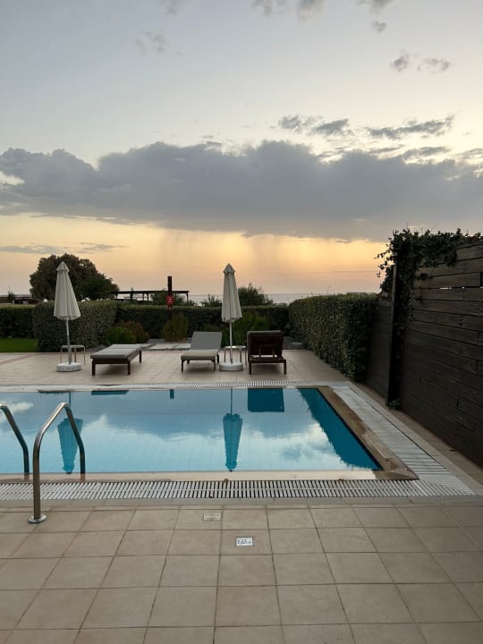 Pool Asterias Beach Resort