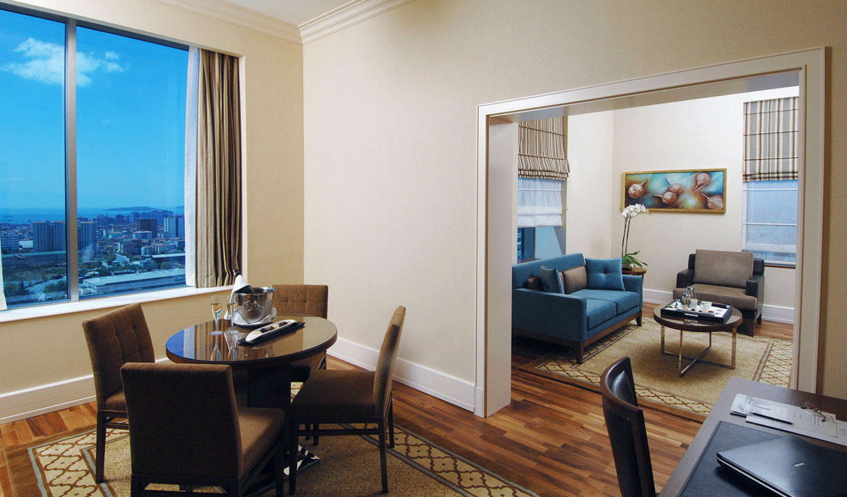 Premier Suite Titanic Business Kartal