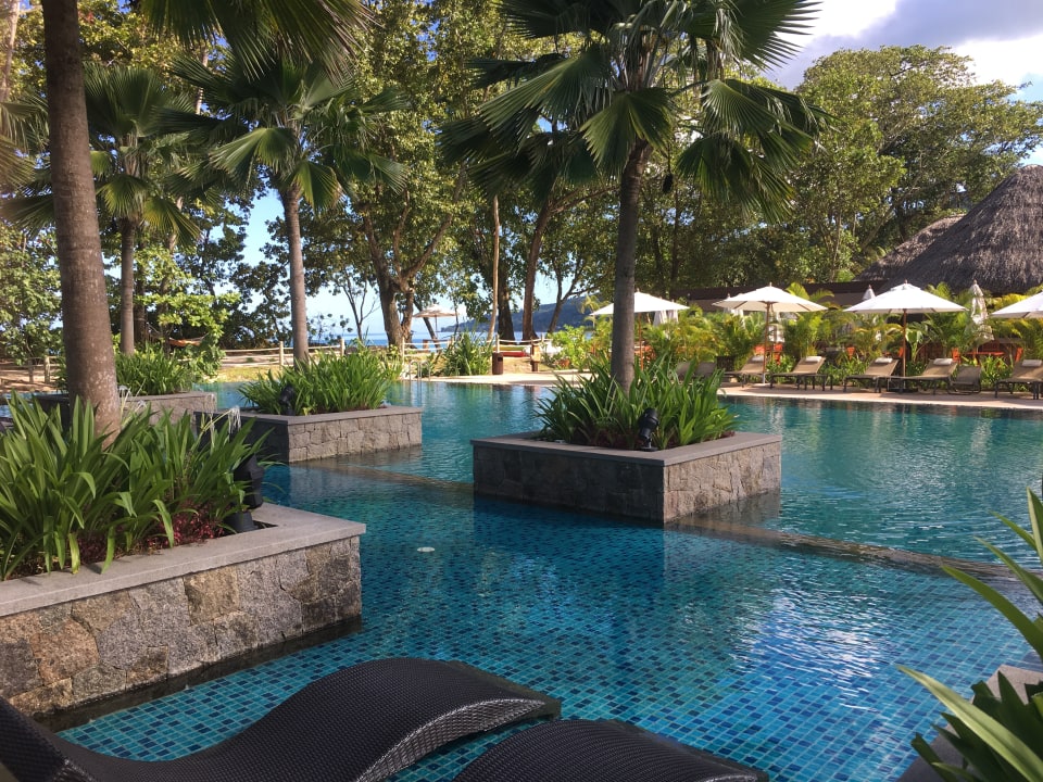 Pool STORY Seychelles