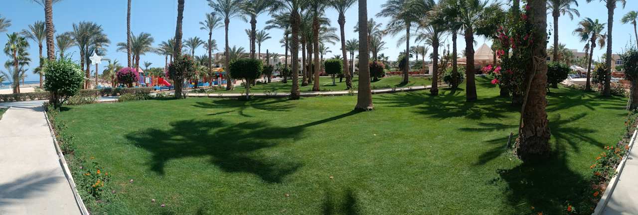 Gartenanlage Brayka Bay Resort