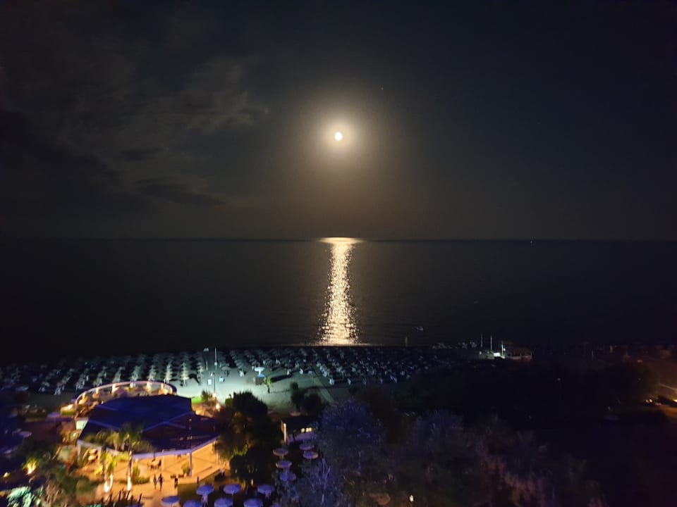 Außenansicht Hotel Calypso Beach