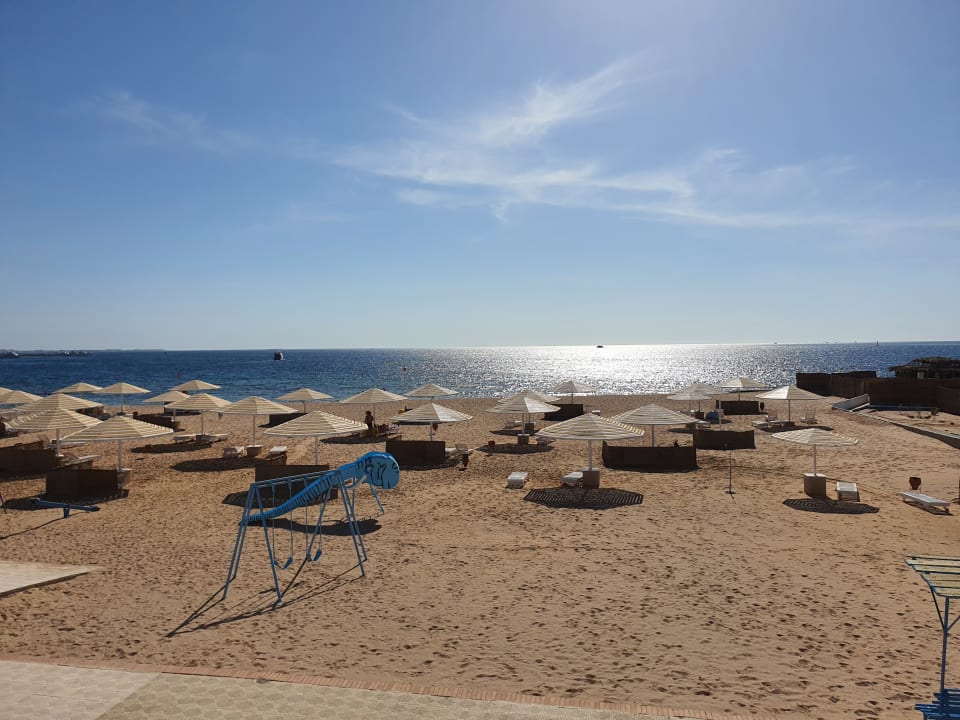 Strand Menaville Safaga