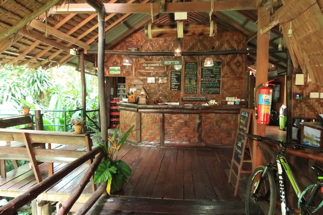 Lobby Khao Sok Jungle Resort