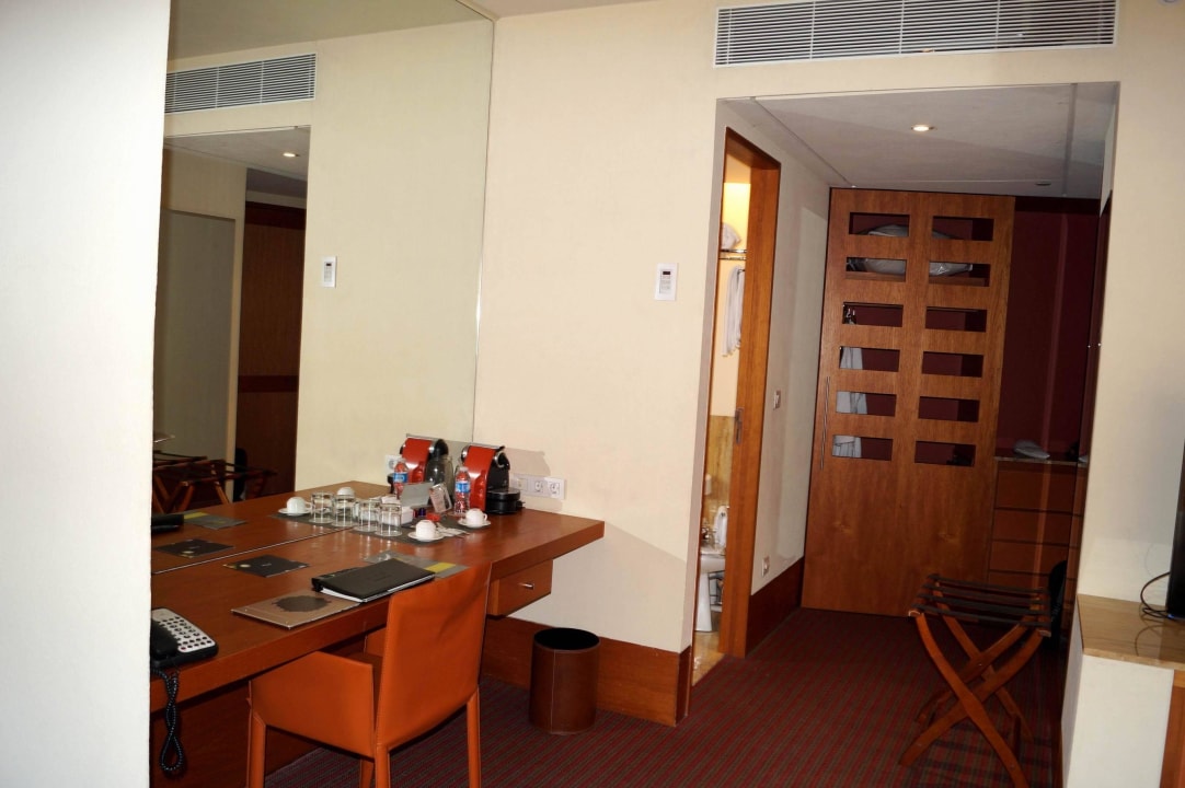 Zimmer und deren Ausstattung Hotel Melia Bilbao