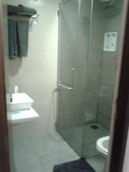 Bad Hotel Camelot Beach