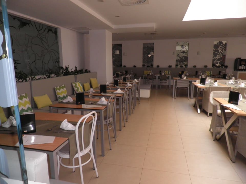 Gastro Hotel LIVVO Anamar Suites