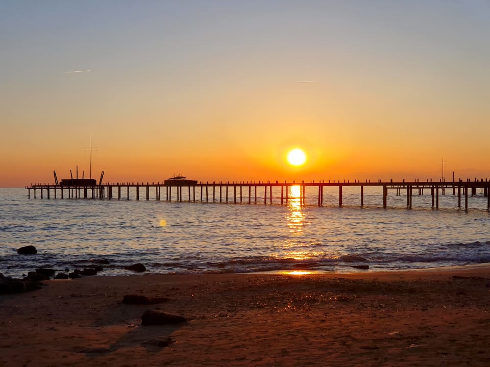 Strand Melas Resort Hotel