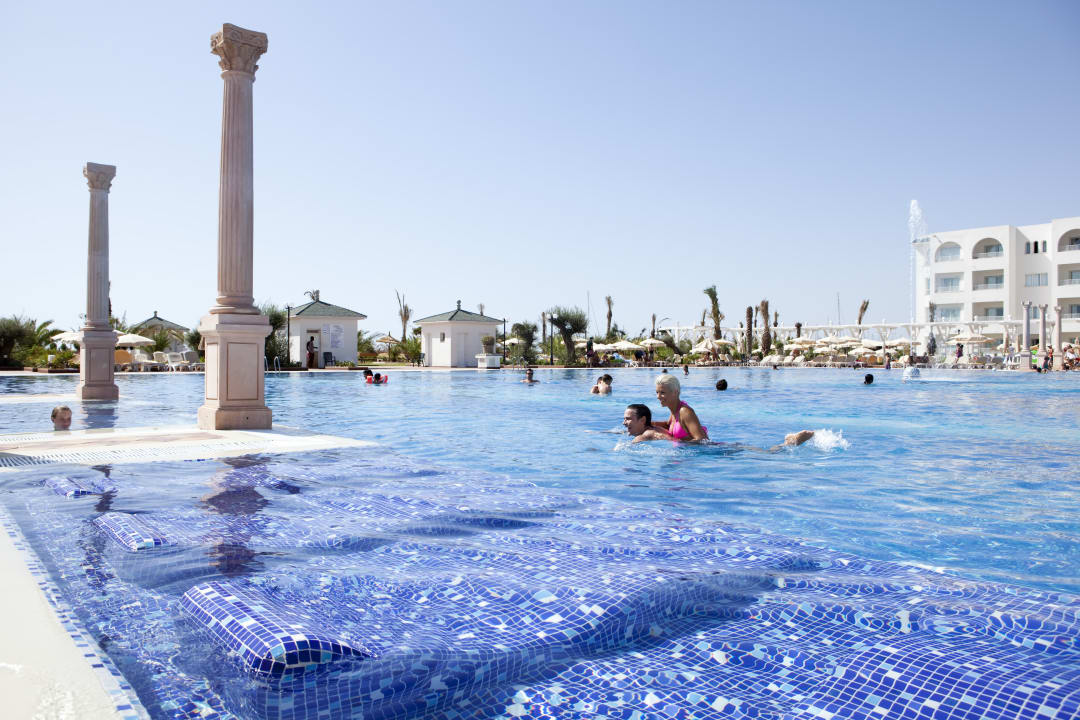 Pool Occidental Marco Polo