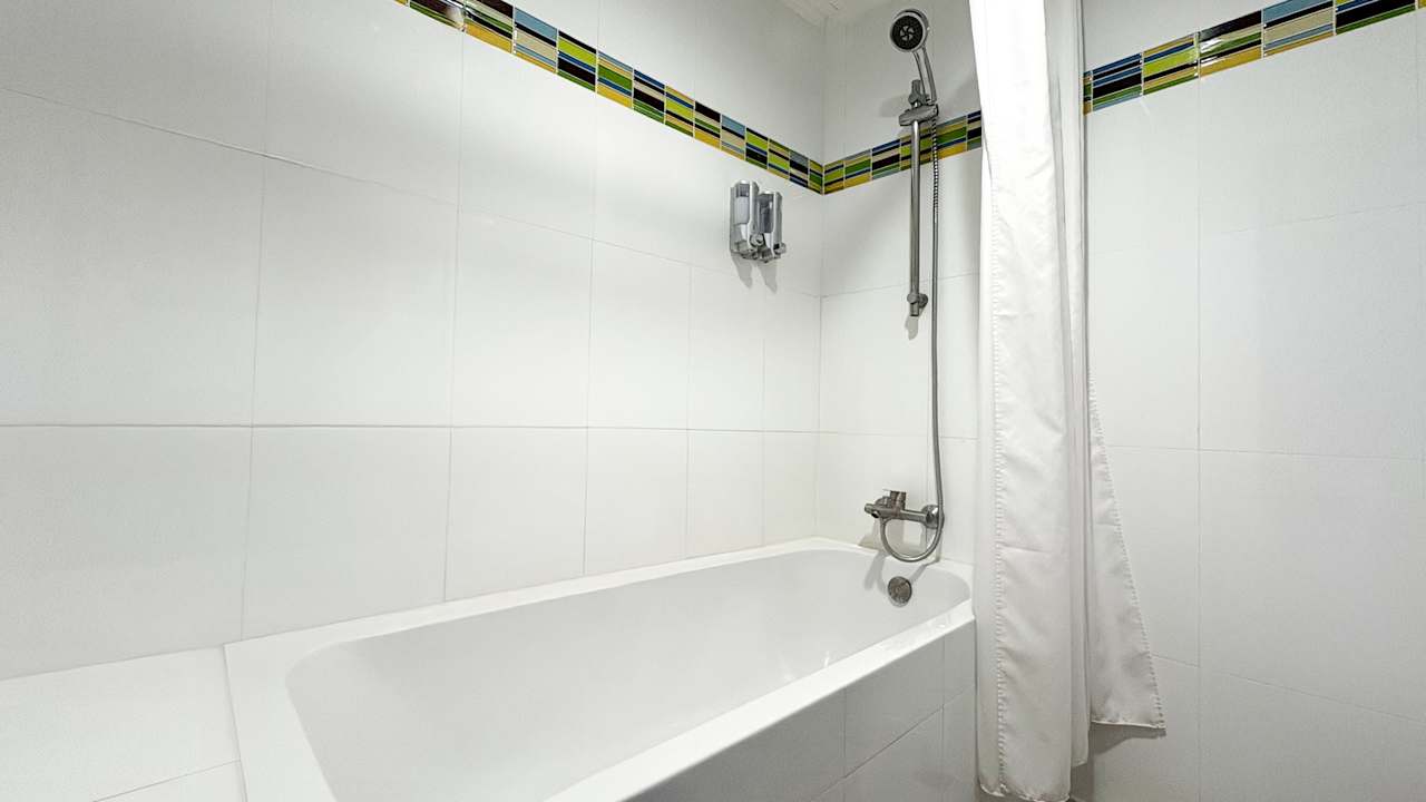 Zimmer Pinnacle Lumpinee Park Hotel