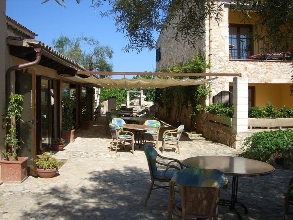 Essensbereich im Freien Hotel Son Trobat Wellness & Spa