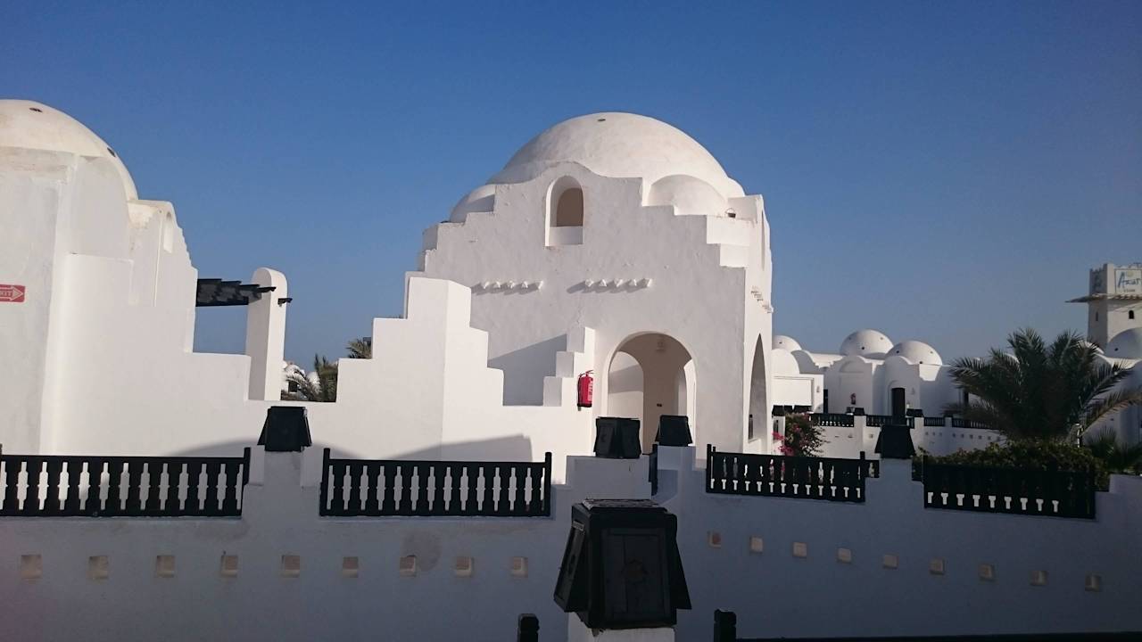 Территория отеля Arabella Azur Resort