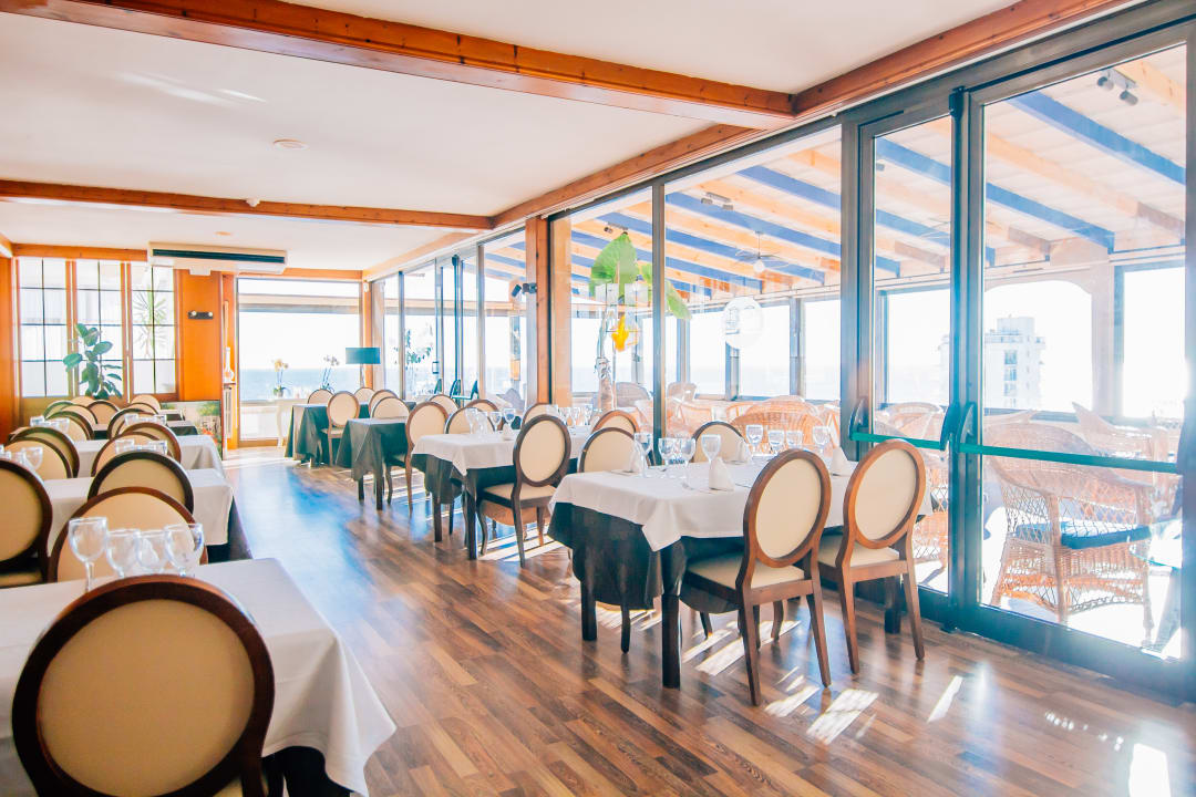 Gastro Hotel Roger de Flor Seleqtta