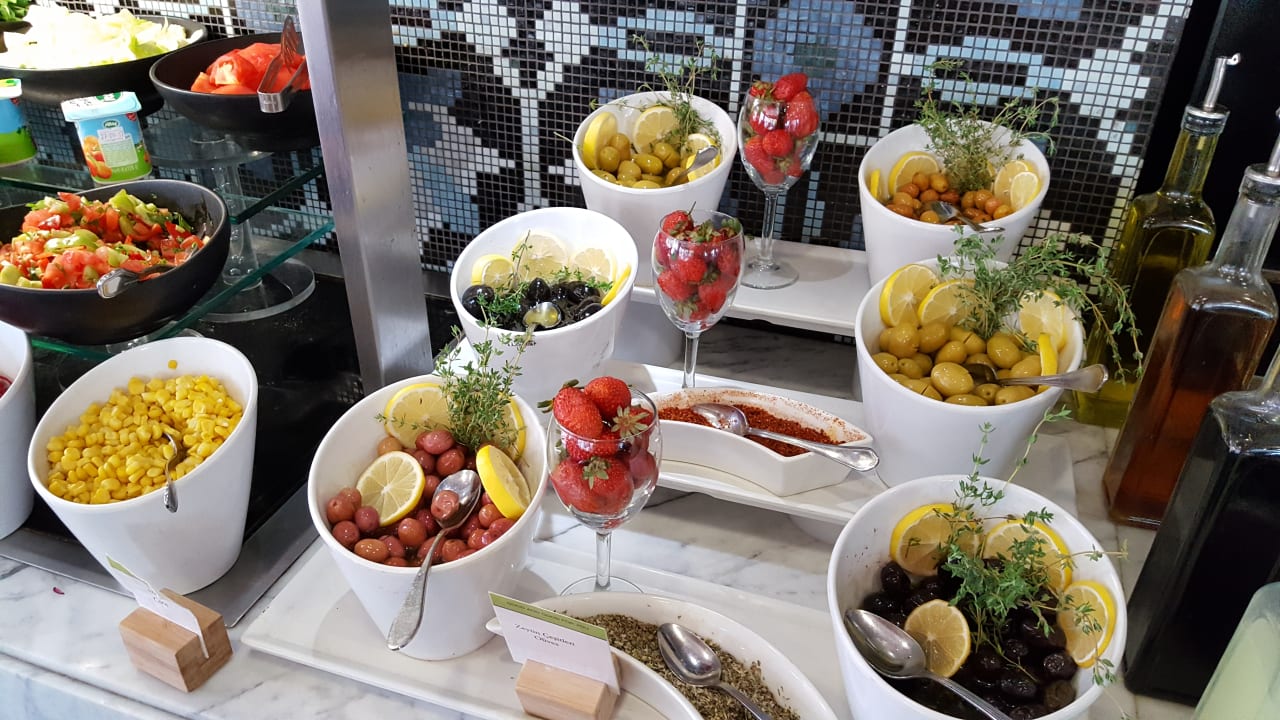 Frühstück DoubleTree by Hilton Kusadasi