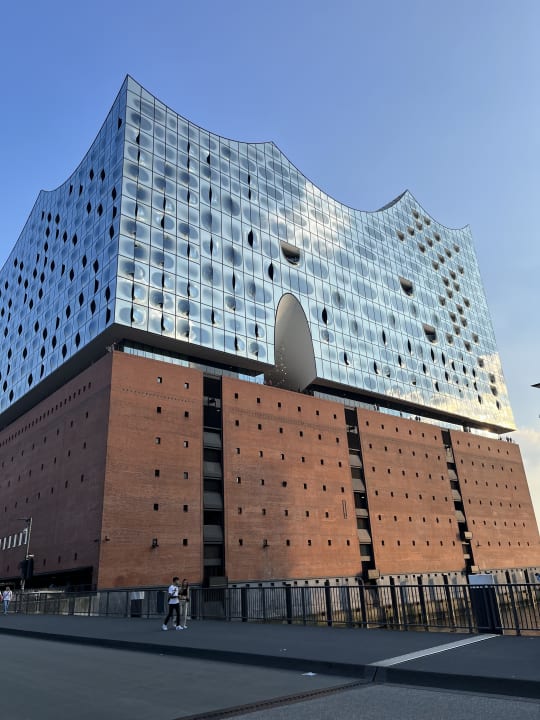 Außenansicht The Westin Hamburg