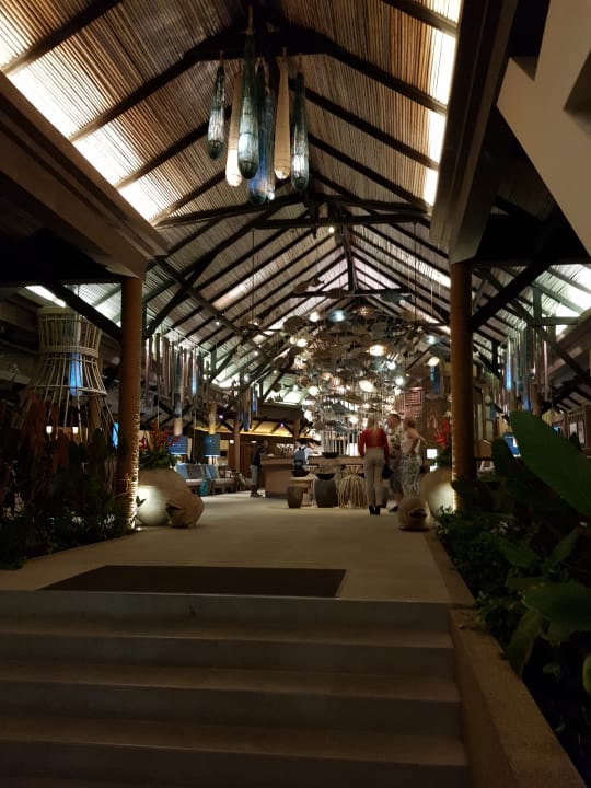 Lobby Cape Panwa Hotel