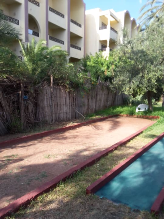 Boule Platz Hotel Nesrine