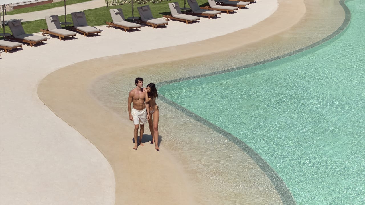 Pool Anda Barut Collection