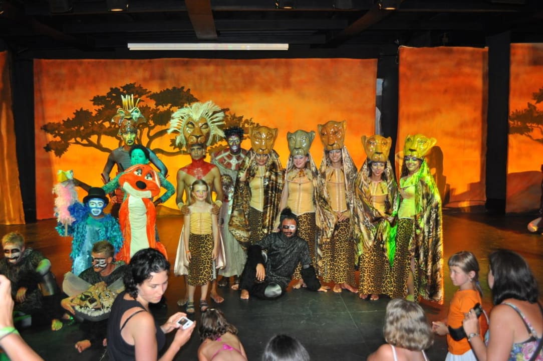 König der Löwen vom Animationsteam Marvida Family Eco