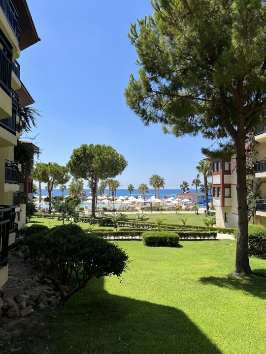 Gartenanlage Justiniano Park Conti