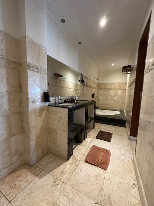 Zimmer Puri Wirata Dive Resort and Spa Tulamben