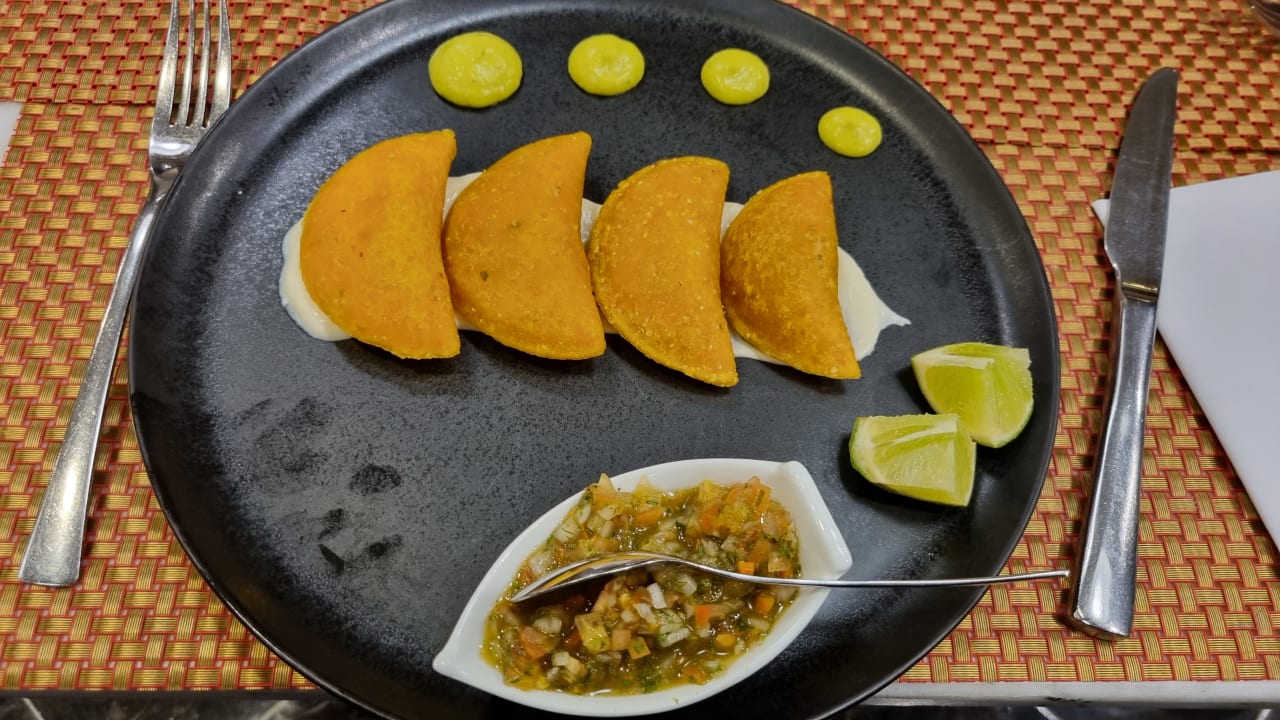 Gastro Courtyard by Marriott Bogota Airport