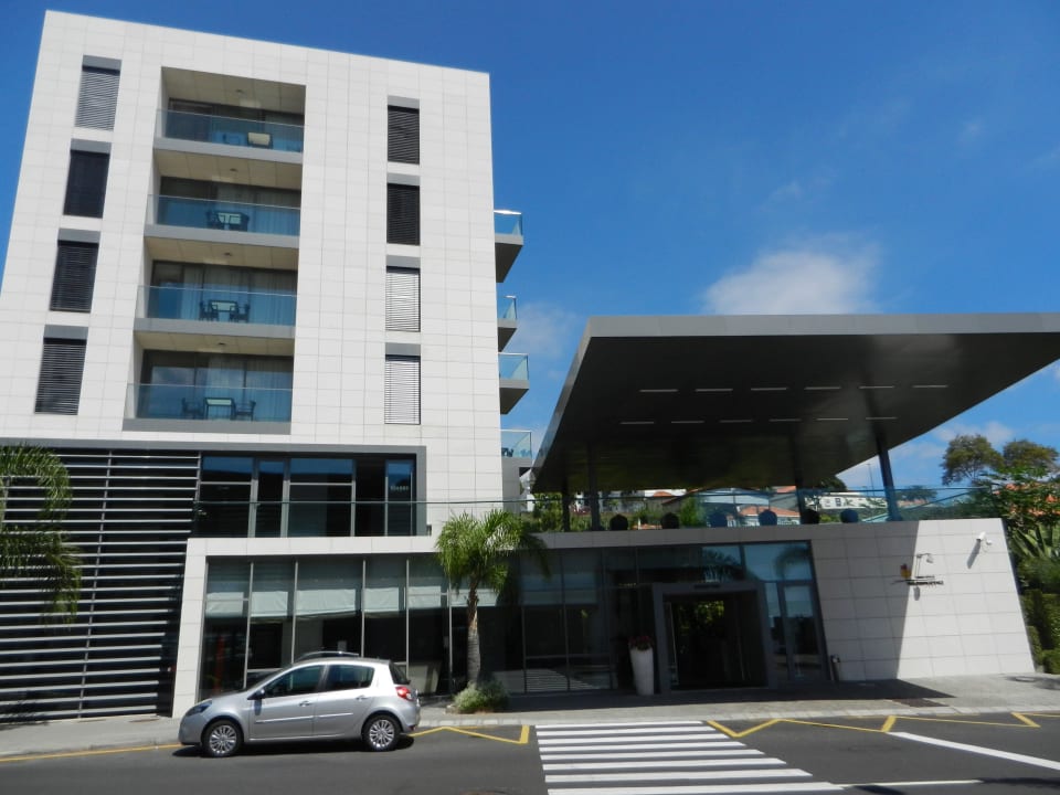 Aussenansicht des Hotels (Gebäude B) Hotel Golden Residence