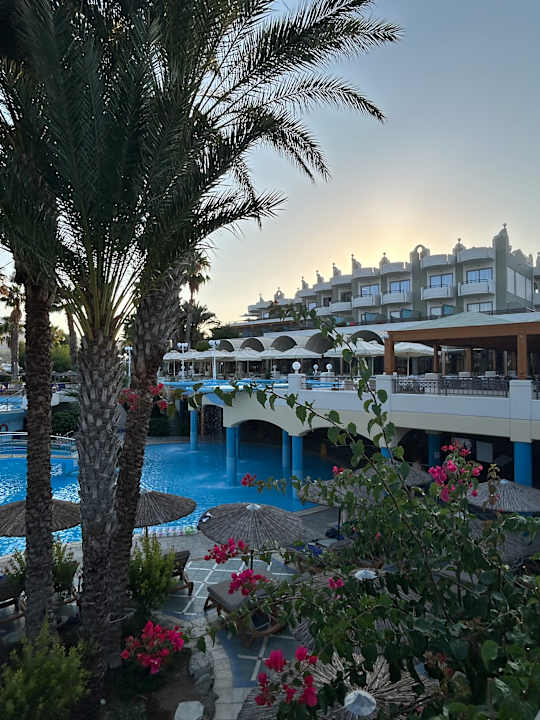 Außenansicht Atrium Palace Thalasso Spa Resort & Villas