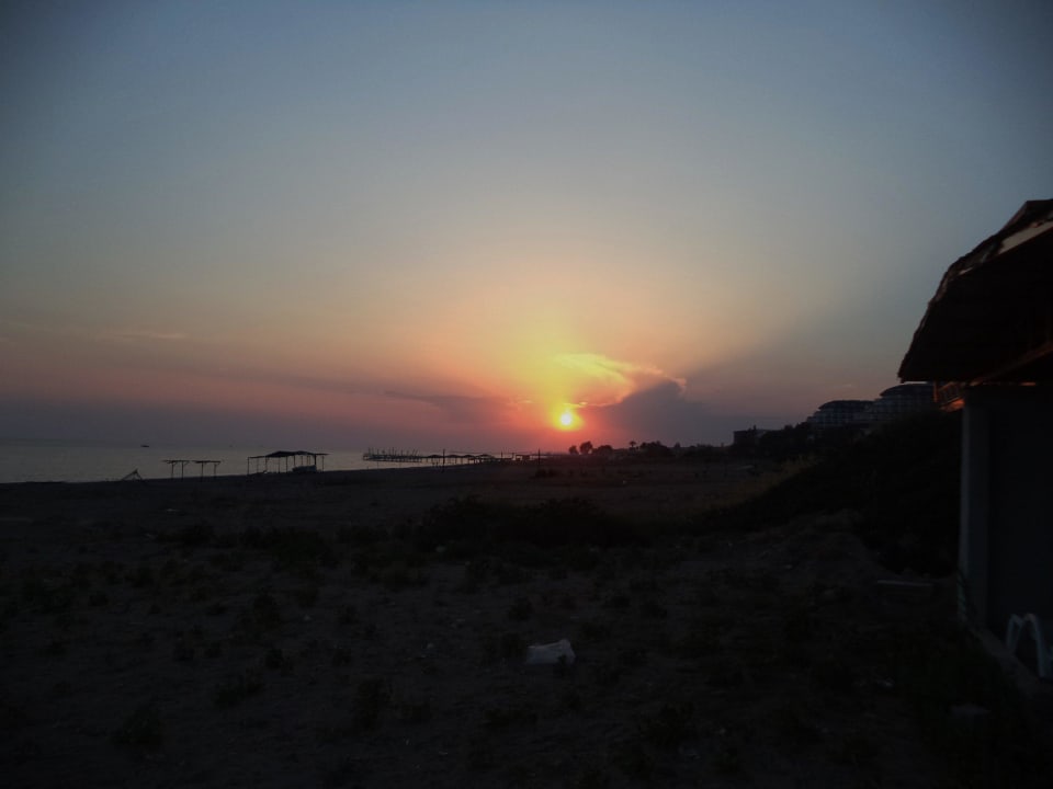Sonnenutergang Adora Calma Beach Hotel