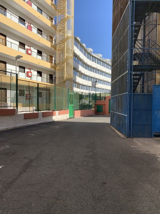 Außenansicht Hotel Amazonas