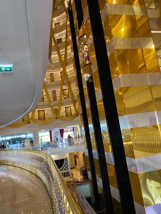 Lobby Dream World Aqua Hotel