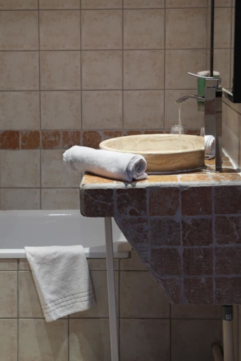 Salle de bain Adonis Marseille Vieux Port Hotel