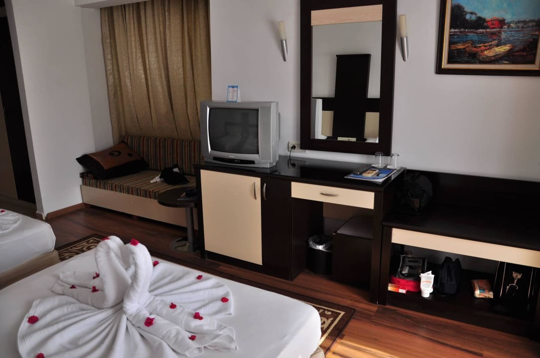 Nasz pokój standard 2+1 druga strona Oz Hotels Incekum Beach