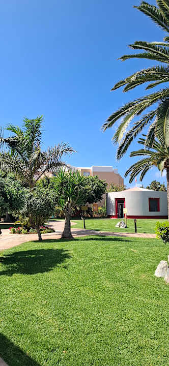 Gartenanlage Anissa Beach & Village