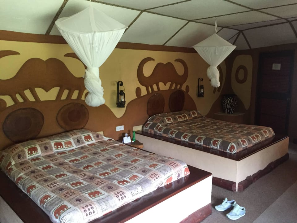 2 amerikanische Betten Hotel Amboseli Sopa Lodge