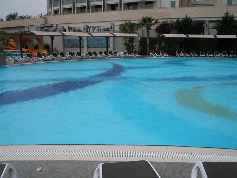 Regen im Juni, das haben wir noch nie erlebt Aydinbey Kings Palace & Spa