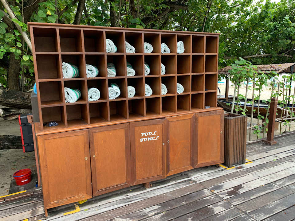 Pool Adaaran Select Meedhupparu Island Resort - Premium All Inclusive