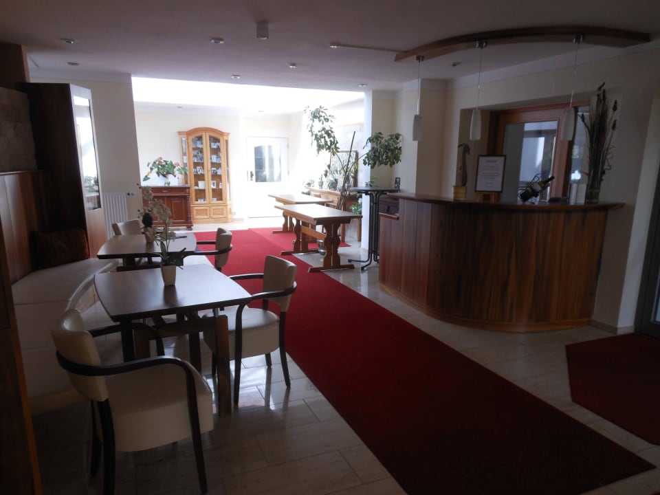 Lobby Hotel Schlosswirt Etting