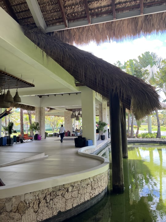 Lobby Caribe Deluxe Princess