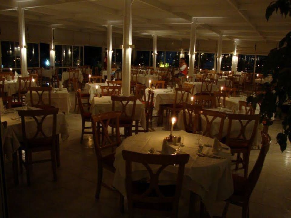 Restauracja przygotowana na kolację Hotel Thalassa Mahdia