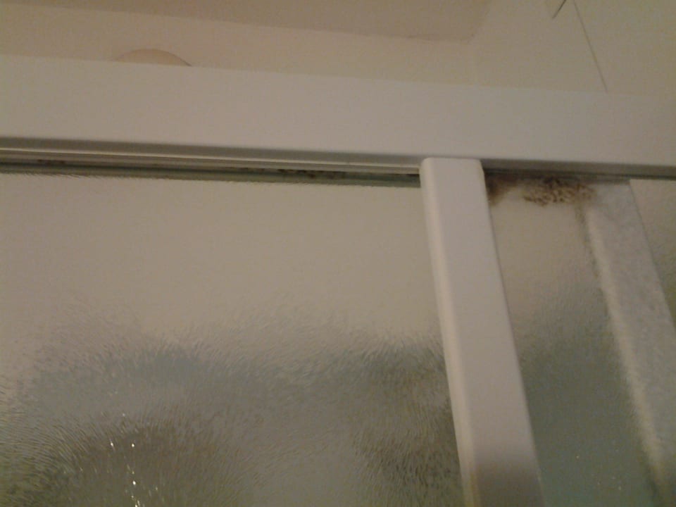 Badezimmer, Duschwand Hotel Garda