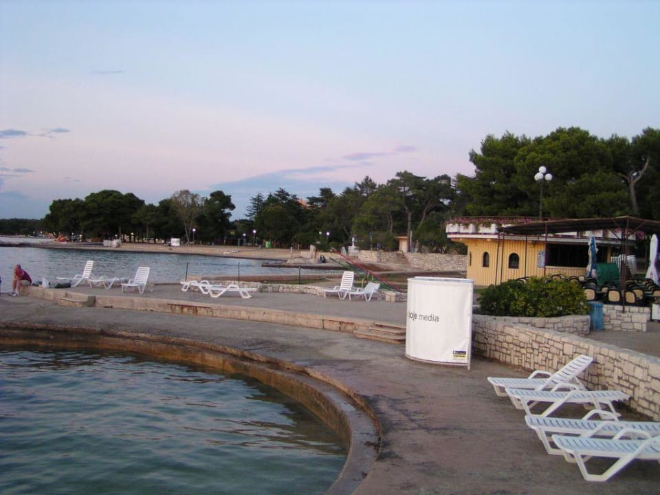 Пляж-плита Hotel Sipar Plava Laguna