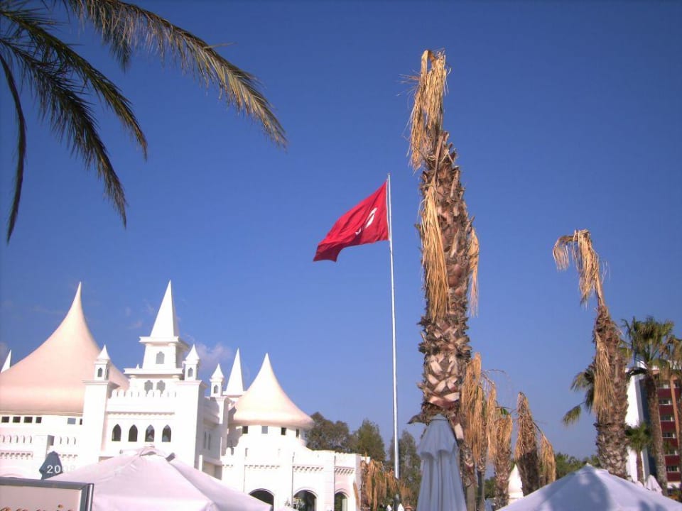 Sehr schön renoviert Kamelya Aishen Club