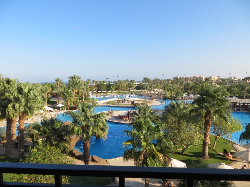 Pool Steigenberger ALDAU Beach Hotel