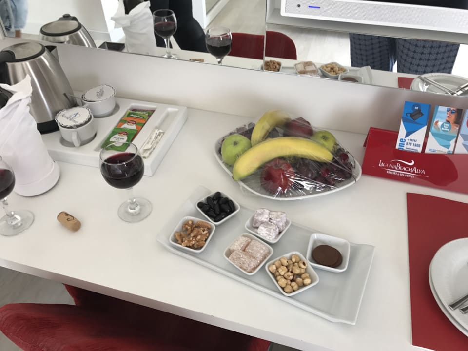 Zimmer Laguna Beach Alya Resort & Spa Hotel