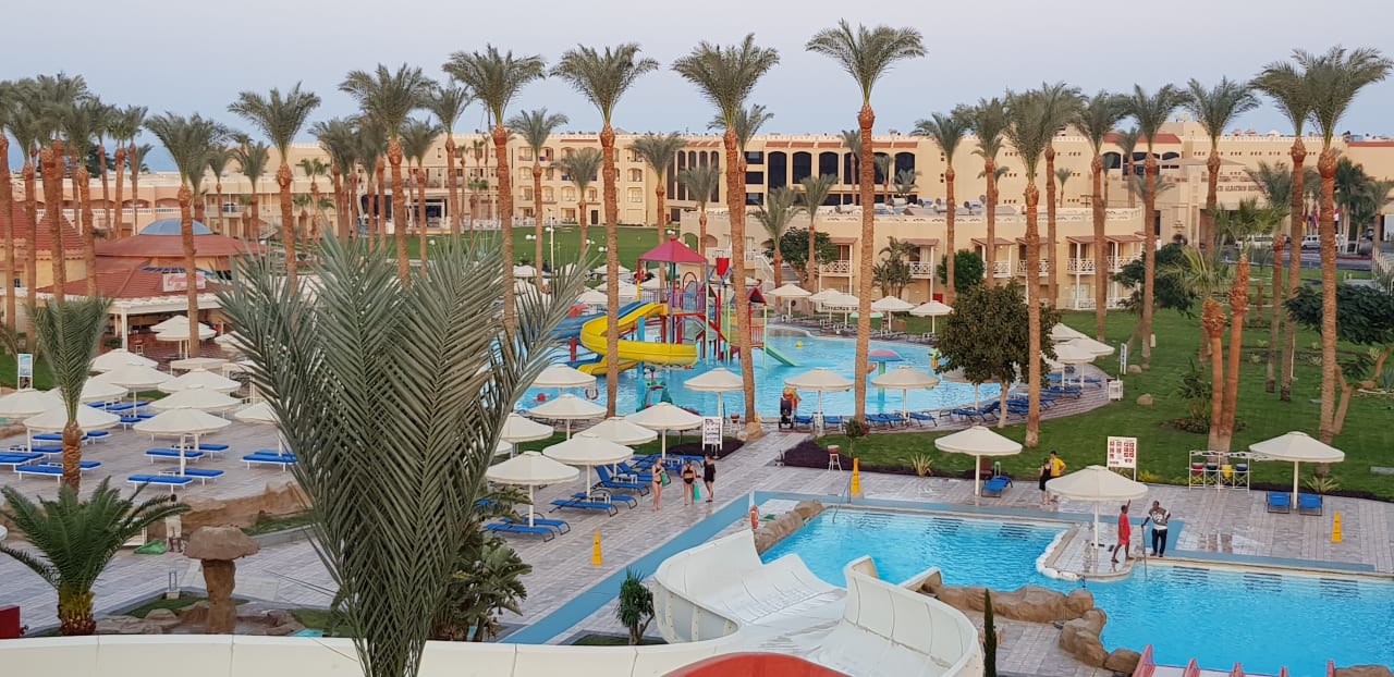 Pool Beach Albatros Resort