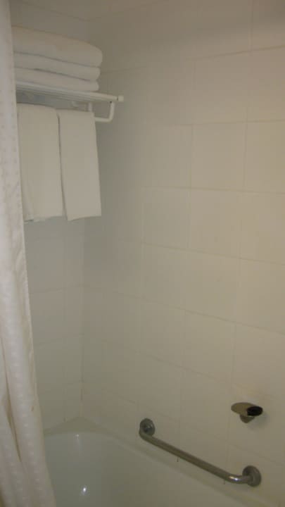 Badezimmer Mercure Kakadu Crocodile