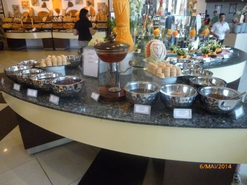 Früchstück - süßer Brotaufstich TUI BLUE Palm Garden