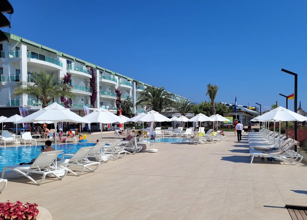 Pool Corendon Playa Kemer